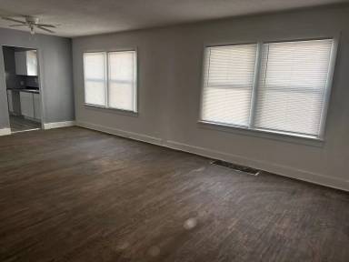 Main picture of 2341 S 4th St