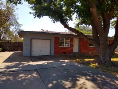Main picture of 2905 Thurman St