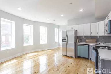 Main picture of 5011 Chester Ave