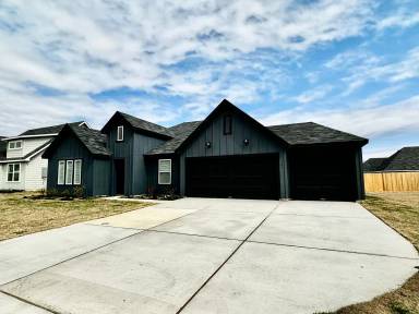 Main picture of 721 Tranquility Ln