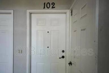 Main picture of 10041 W Garverdale Ln