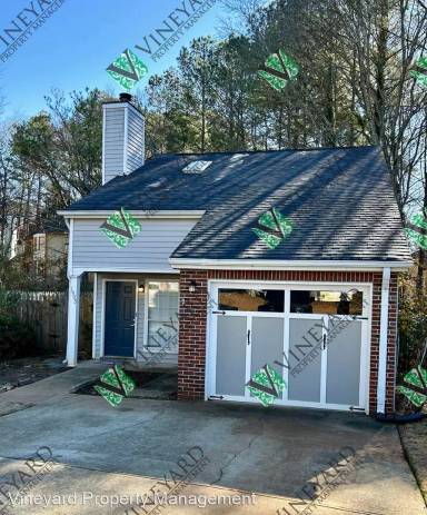 Main picture of 1903 Brittania Cir