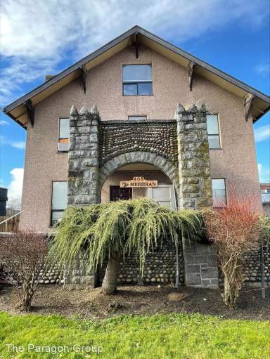 Main picture of 408 N Meridian
