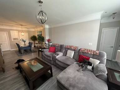 Main picture of 100 Monticello Mews