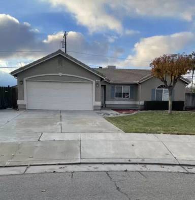 Main picture of 973 Himalaya Dr