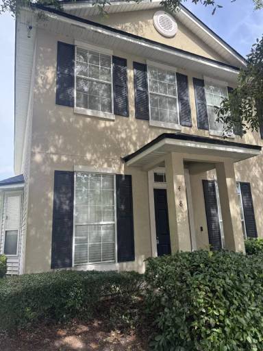 Main picture of 458 Sherwood Oaks Dr