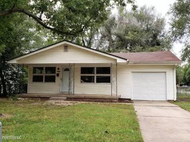 Main picture of 227 N Colby Ave