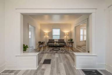 Main picture of 2826 Rutland Ave