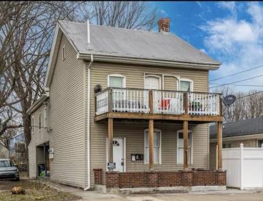Main picture of 323 S Raleigh St