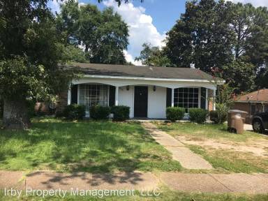 Main picture of 212 N University Blvd