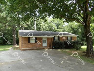 Main picture of 4012 Offutt Ct NW