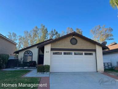 Main picture of 913 Glenwood Way