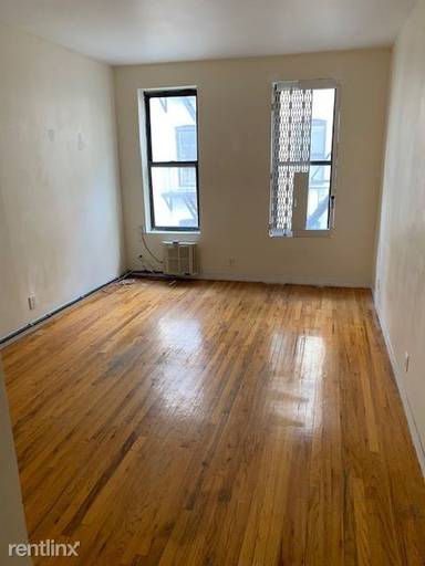 Main picture of 624 E 11th St