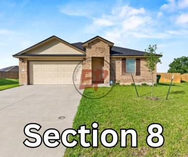 Main picture of 7212 Guadalupe Rd