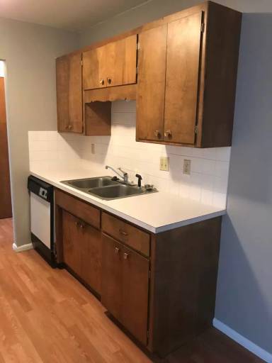 Main picture of 809 E Cavour Ave