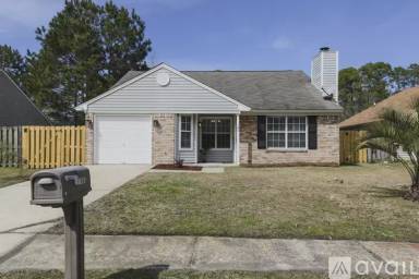 Main picture of 186 Finn Cir