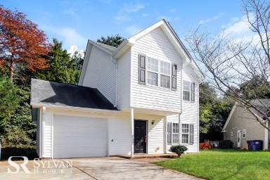 Main picture of 227 Jadin Ct