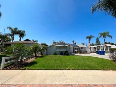 Main picture of 8541 Tunney Ave