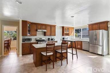 Main picture of 213 Avocet Ct