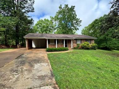 Main picture of 3018 Delano Pl