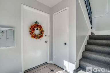 Main picture of 5833 E University Blvd