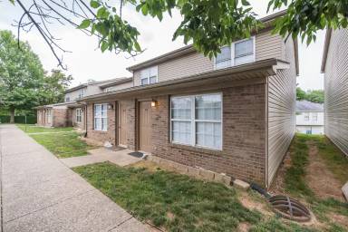 Main picture of 1100 Horsemans Ln