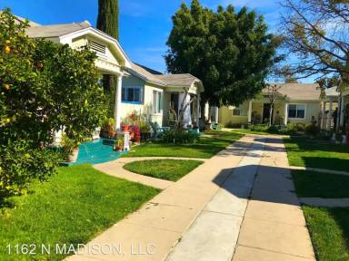 Main picture of 1136 1/2 N Madison Ave