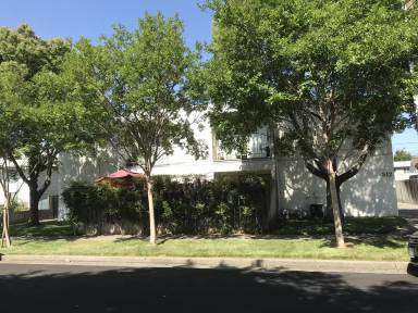 Main picture of 512 Elizabeth St