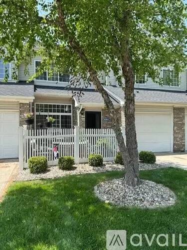 Main picture of 8392 Enclave Blvd