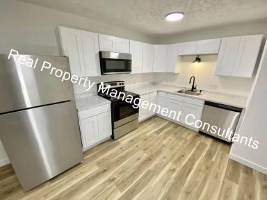 Main picture of 2203 Twin Oaks Dr