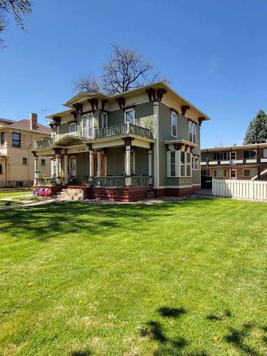 Main picture of 908 13th St