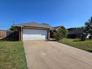 Main picture of 1611 Julie Jacqueline Dr