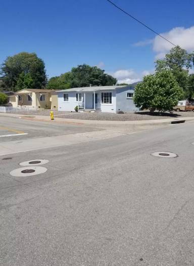 Main picture of 209 Jeffrey Dr