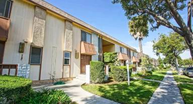 Main picture of 2940 W 235th St