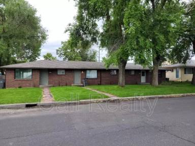 Main picture of 6412 N Normandie St