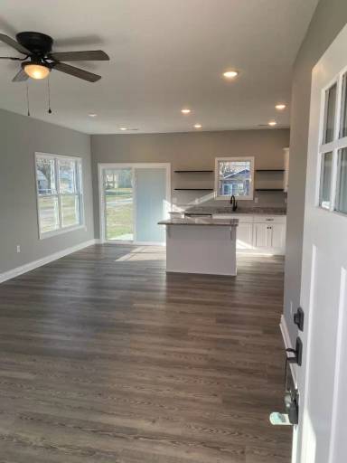 Main picture of 107 Saint Charles St