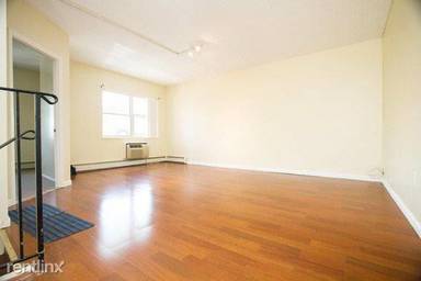 Main picture of 57 Menahan St
