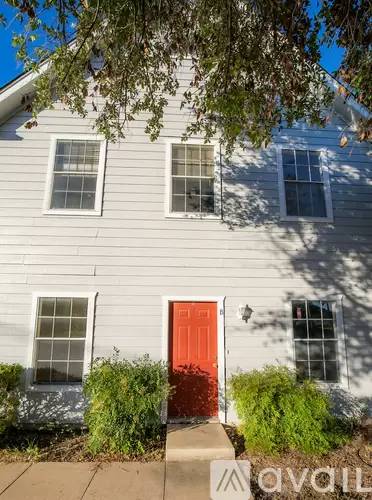 Main picture of 3001 Whisper Oaks Ln