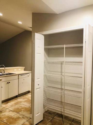 Main picture of 1031 SE 24th Ave