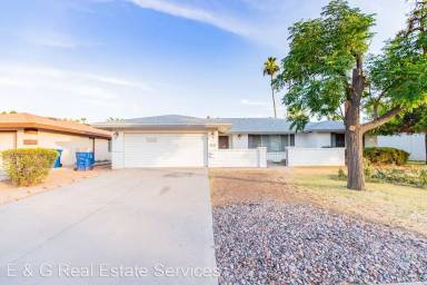 Main picture of 2439 E Del Rio Dr