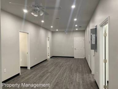 Main picture of 628 NW 3rd Ave