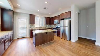 Main picture of 901 Tierney Pl