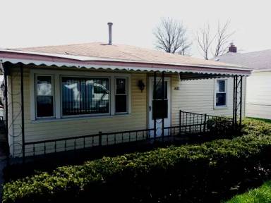 Main picture of 2633 S McClure St