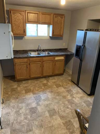 Main picture of 12515 Leeila Ave