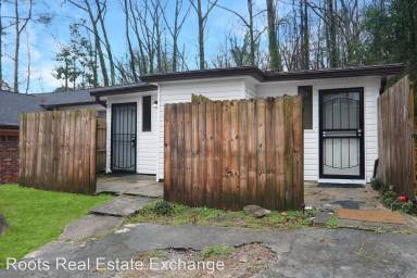 Main picture of 2368 Ripplewater Dr SE