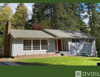 Main picture of 7428 NE 129th St