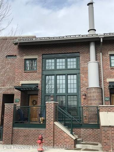 Main picture of 778 SW Industrial Way