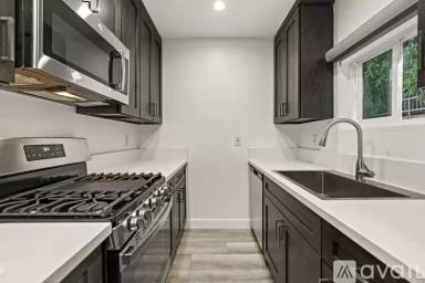 Main picture of 410 Lucas Ave