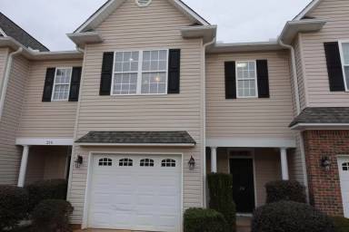 Main picture of 203 Biddeford Pl