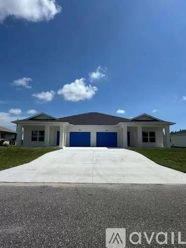 Main picture of 9415 Acco Ave